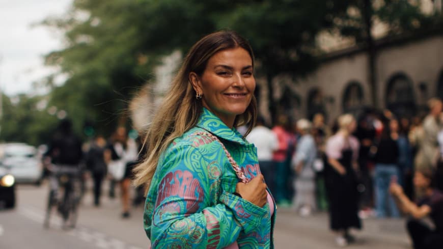 Lächelnde Frau Lächelnde Frau