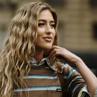 Schwarzkümmelöl Haare Emili Sindlev volles Haar