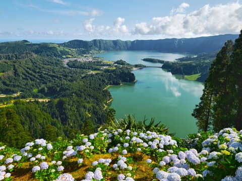 Diese Inselgruppe sind die europäische Alternative zu Hawaii. Inselgruppe Azoren