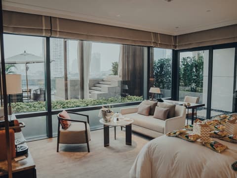 Den größten Luxus für das kleinste Geld bekommst du in diesen europäischen Städten. Luxushotelzimmer