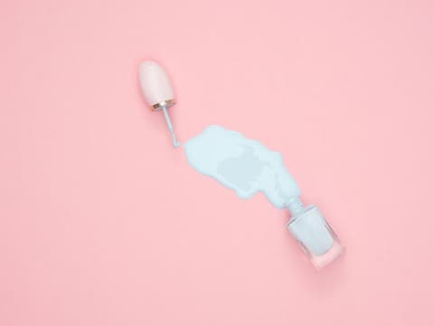 nagellack-fläschchen