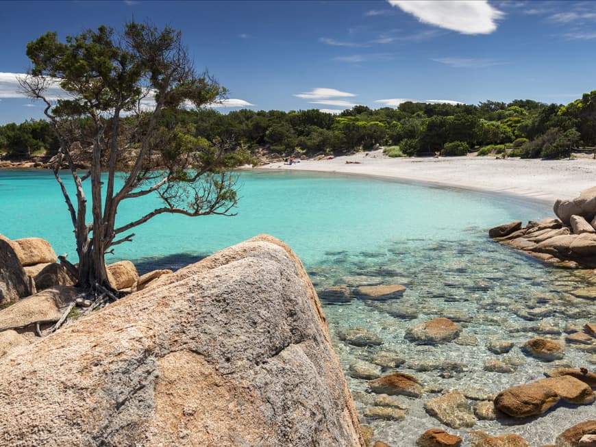 Sardinien kann als europäische Alternative zu den Seychellen durchaus mithalten. Sardinien Strand