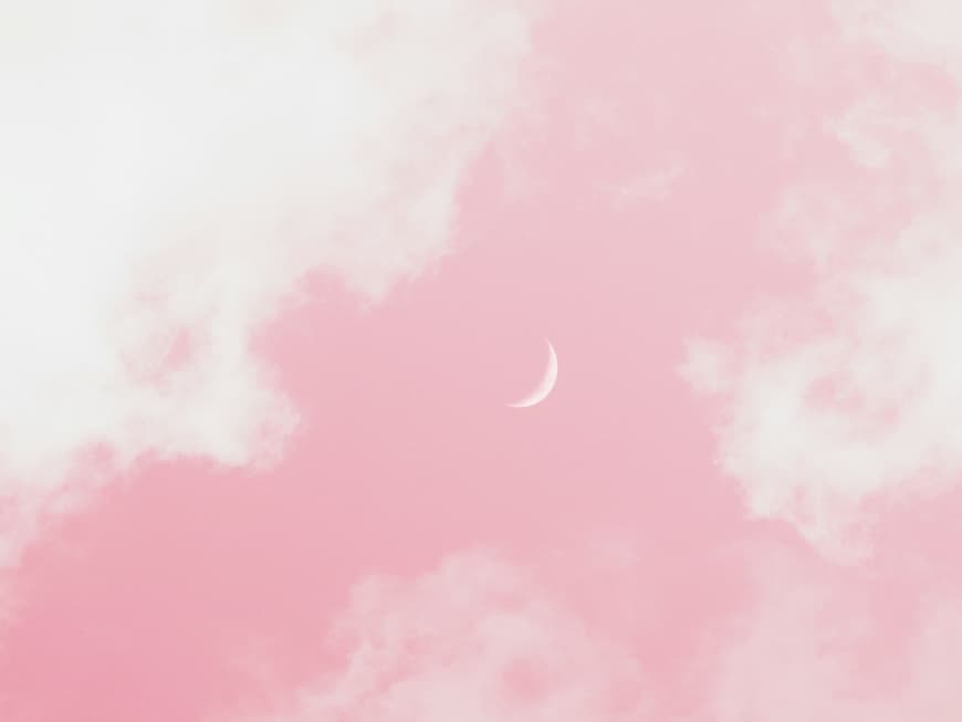 Was dein Sternzeichen noch bis zum 3. August erwartet? Das erfährst du in unserem Wochenhoroskop. Mond an rosa Himmel